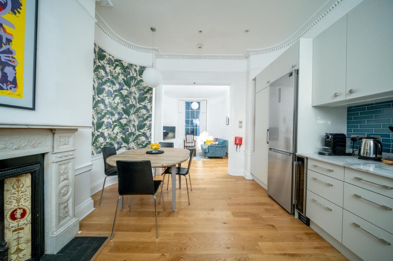 Sleek Flat With Communal Courtyard Londra Esterno foto
